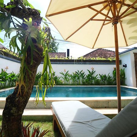 Ken Ken Guest House เซมินยัค ภายนอก รูปภาพ